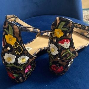 Steve Madden leopard block heel sandals